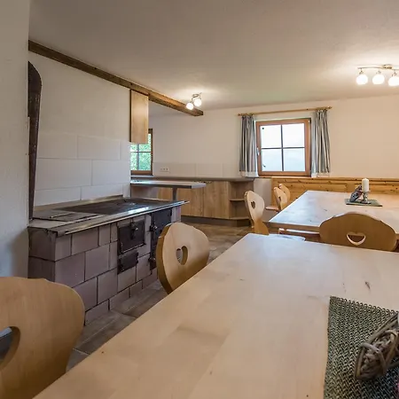 Almliesl Pies-533 Vakantiehuis Piesendorf